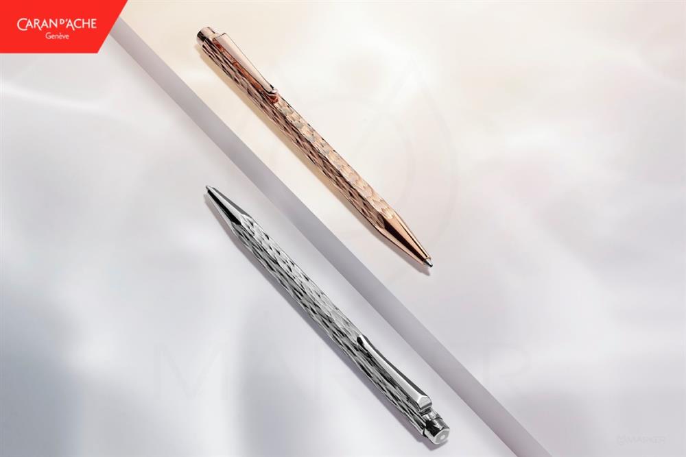 Kemični svinčnik Caran d'Ache Ecridor Venetian rožnato zlat darilni set 2/1